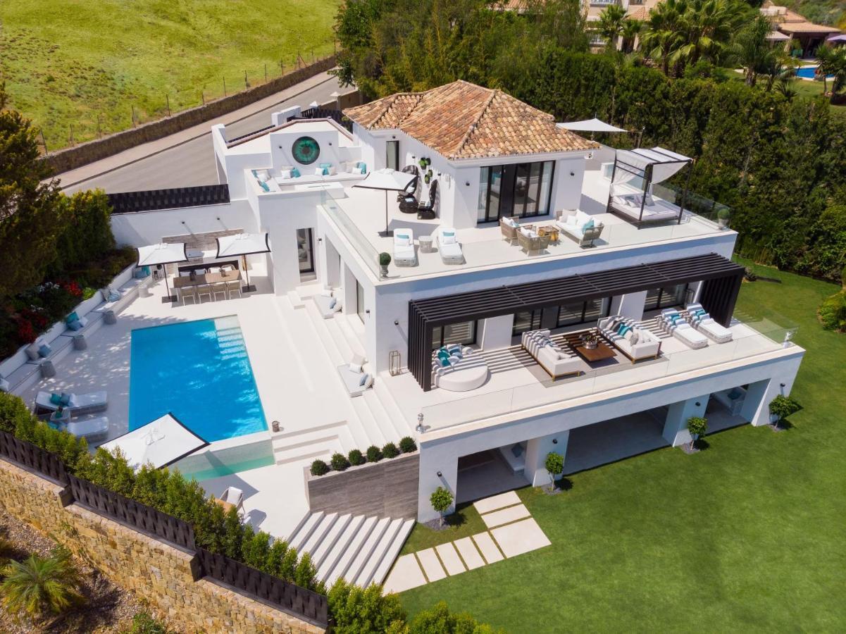 Luxury For Rent In Villa Marbella